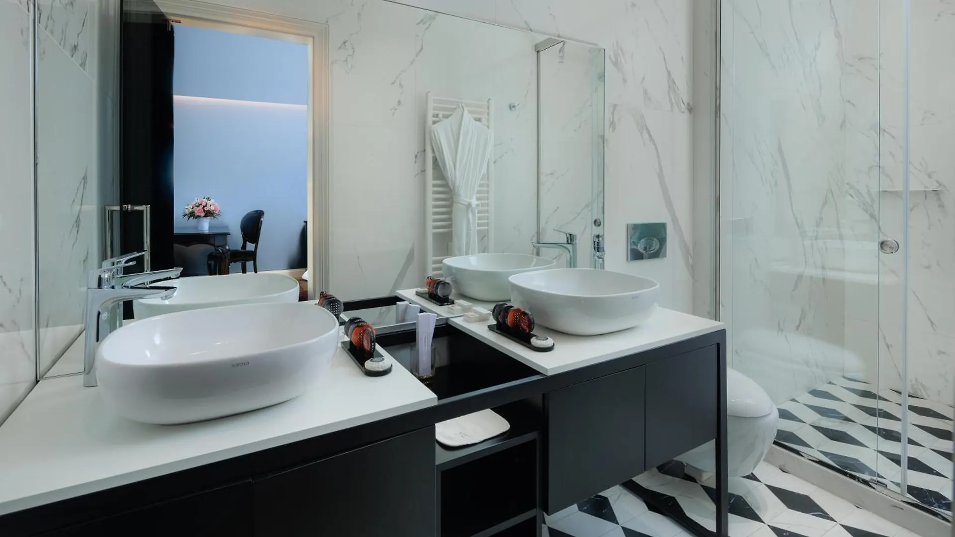 Arte Boutique Hotel Tirana 5*,  Albania