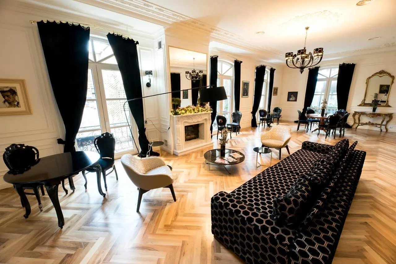 Arté Boutique Hotel Tirana 5*,