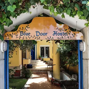 Hostel Blue Door, Tiran